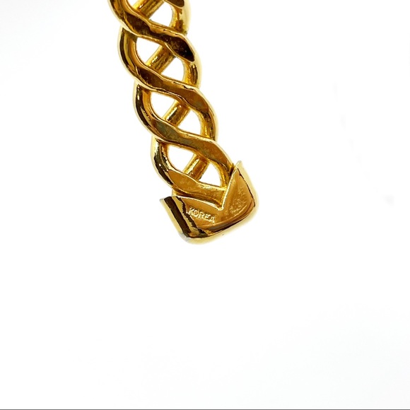 Vintage gold toned braided cuff bracelet - Picture 2 of 2
